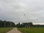 Lätis kohtasime õhupalli ja parves lendu harjutavaid linde