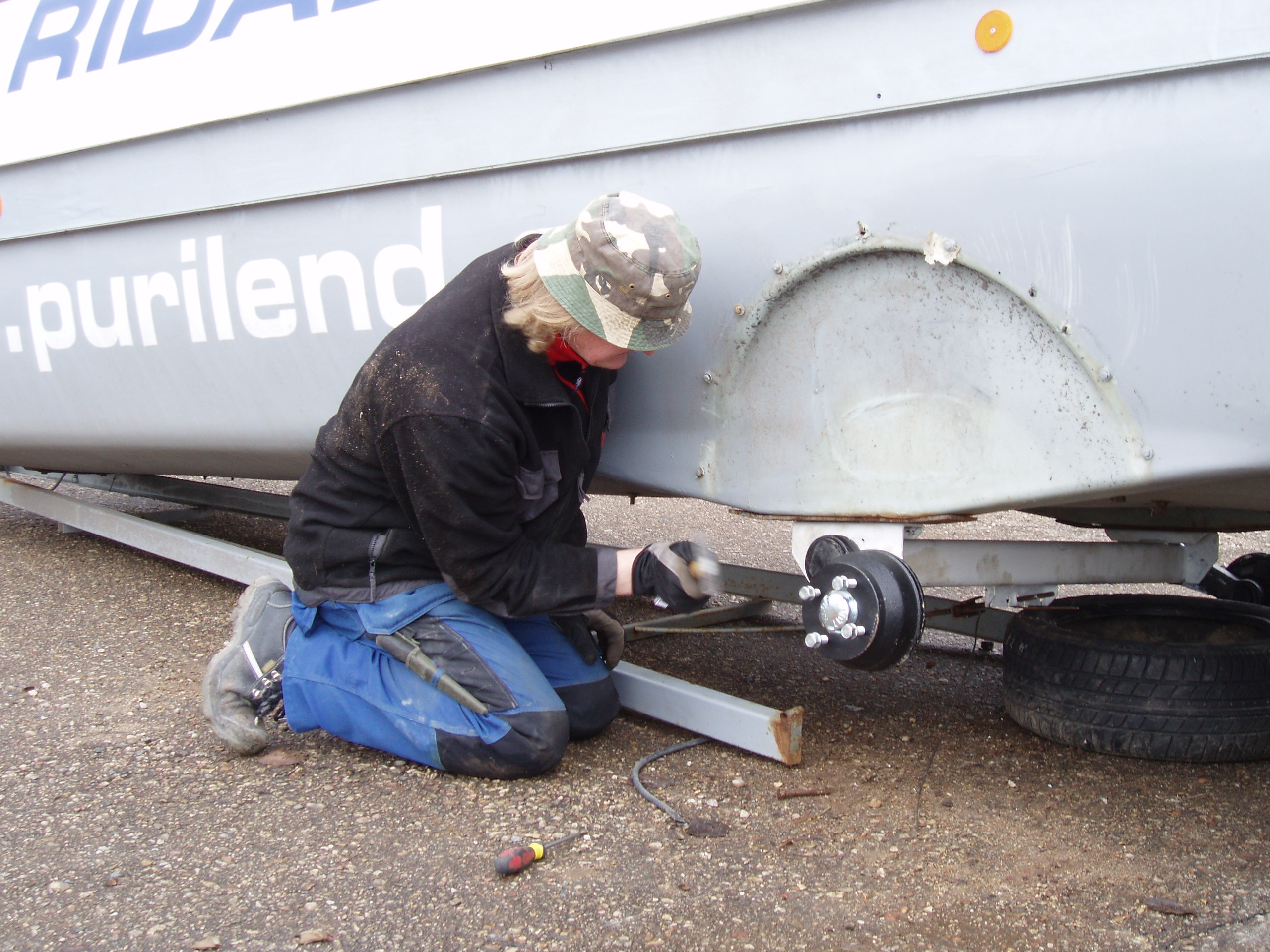 Raul käru silla kallal