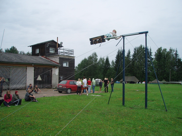 Mitmed proovisid Eesti uut spordiala kiikingut