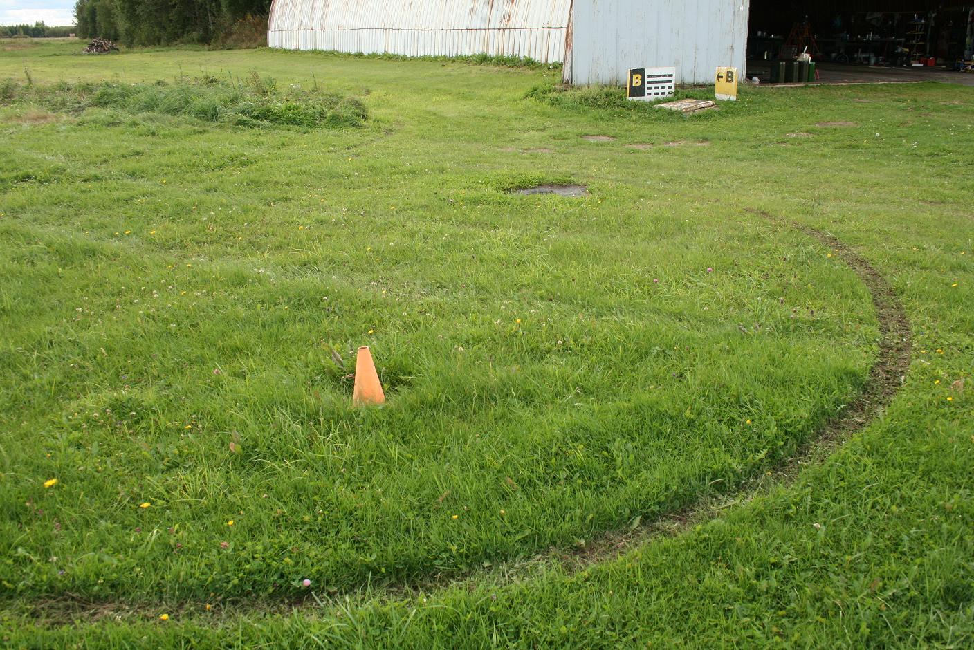 Raul on oma uue masinaga kaapekat tõmmanud