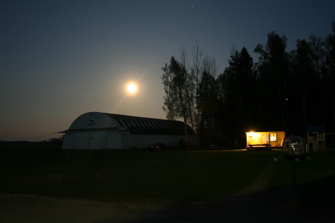 Kuu on uus päike ;)