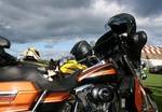 Korsaar puhkab Harley Davidsonil käppa