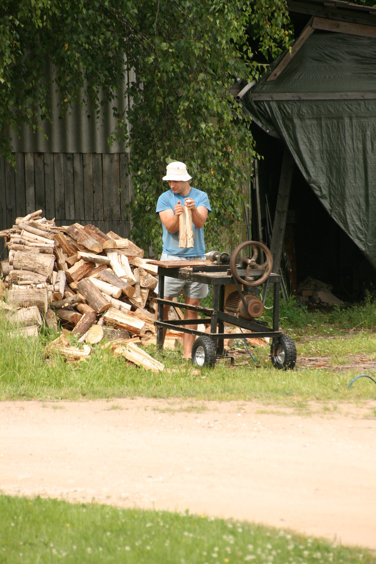 ...mida Kaider lõhkunud oli