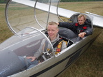 Jörgen tegemas oma esimest lendu
