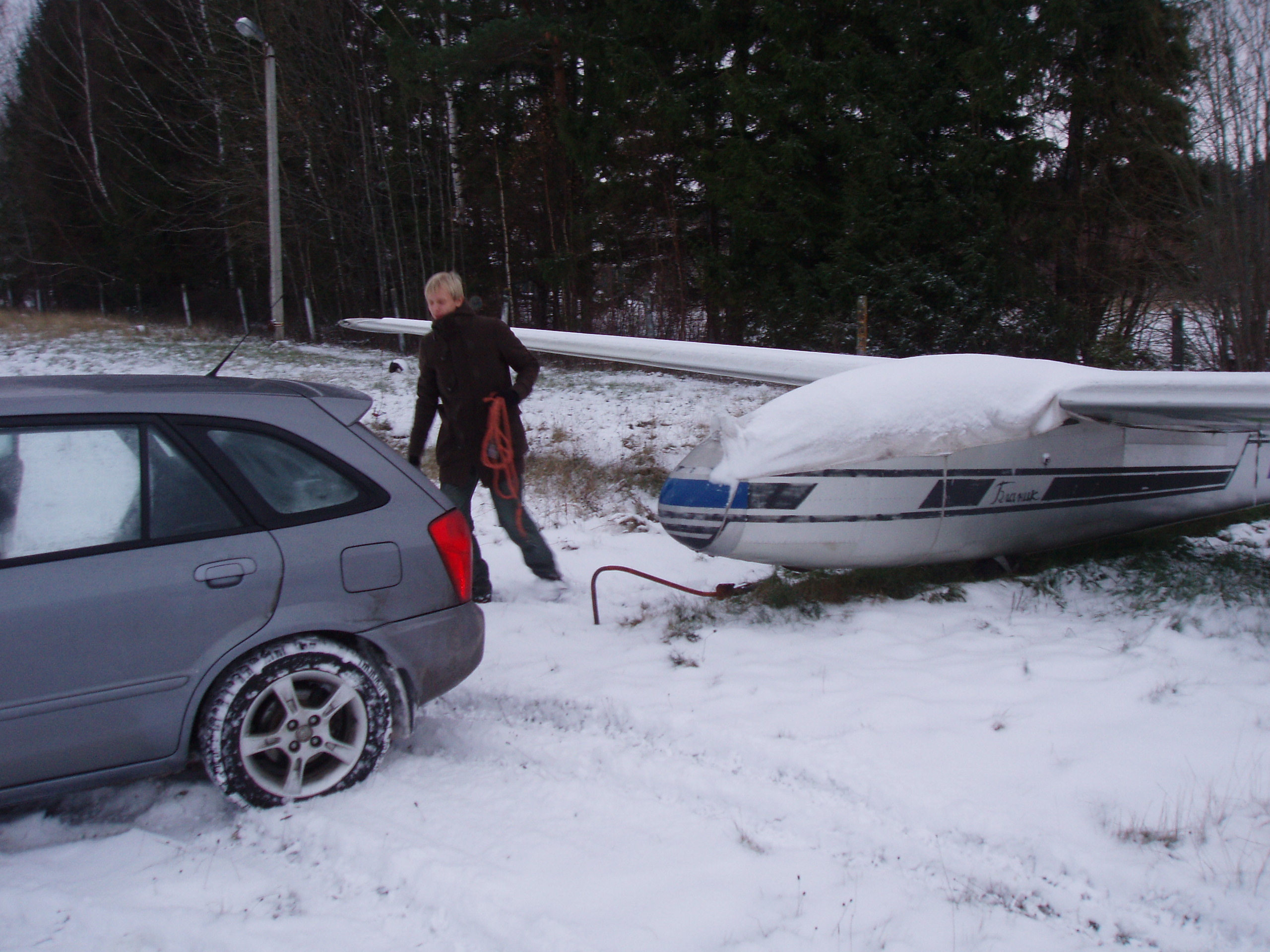 24 saab lõpuks katuse alla