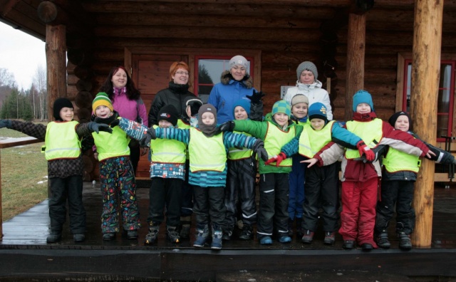 Lastead Siilike Suvesellide poisid