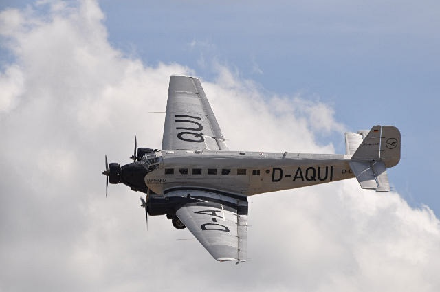 Ju-52